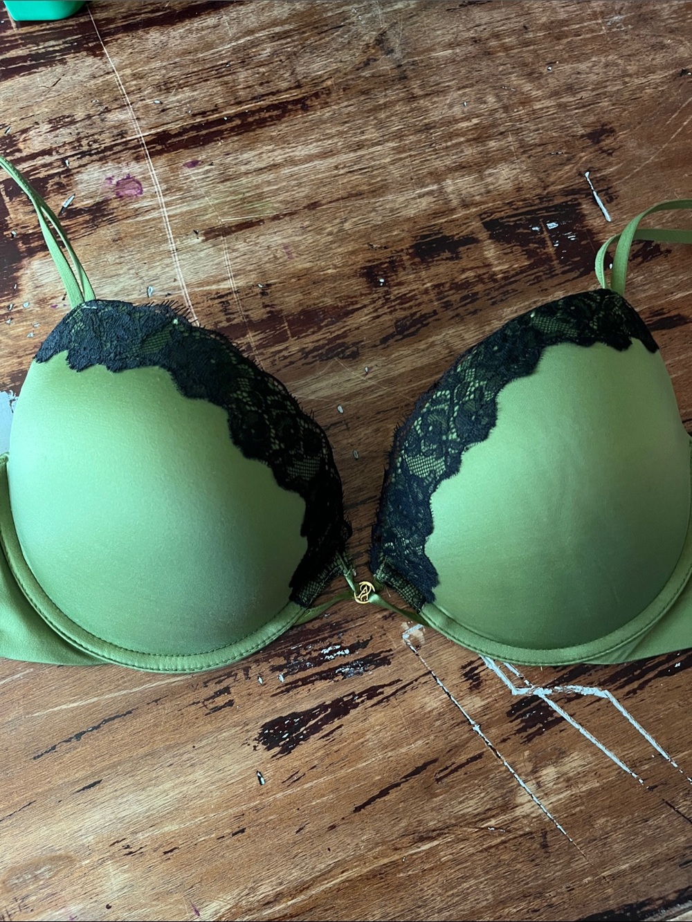Victoria’s Secret Very Sexy Push-up Olive Green Lace Trim Push-Up Bra 38 C